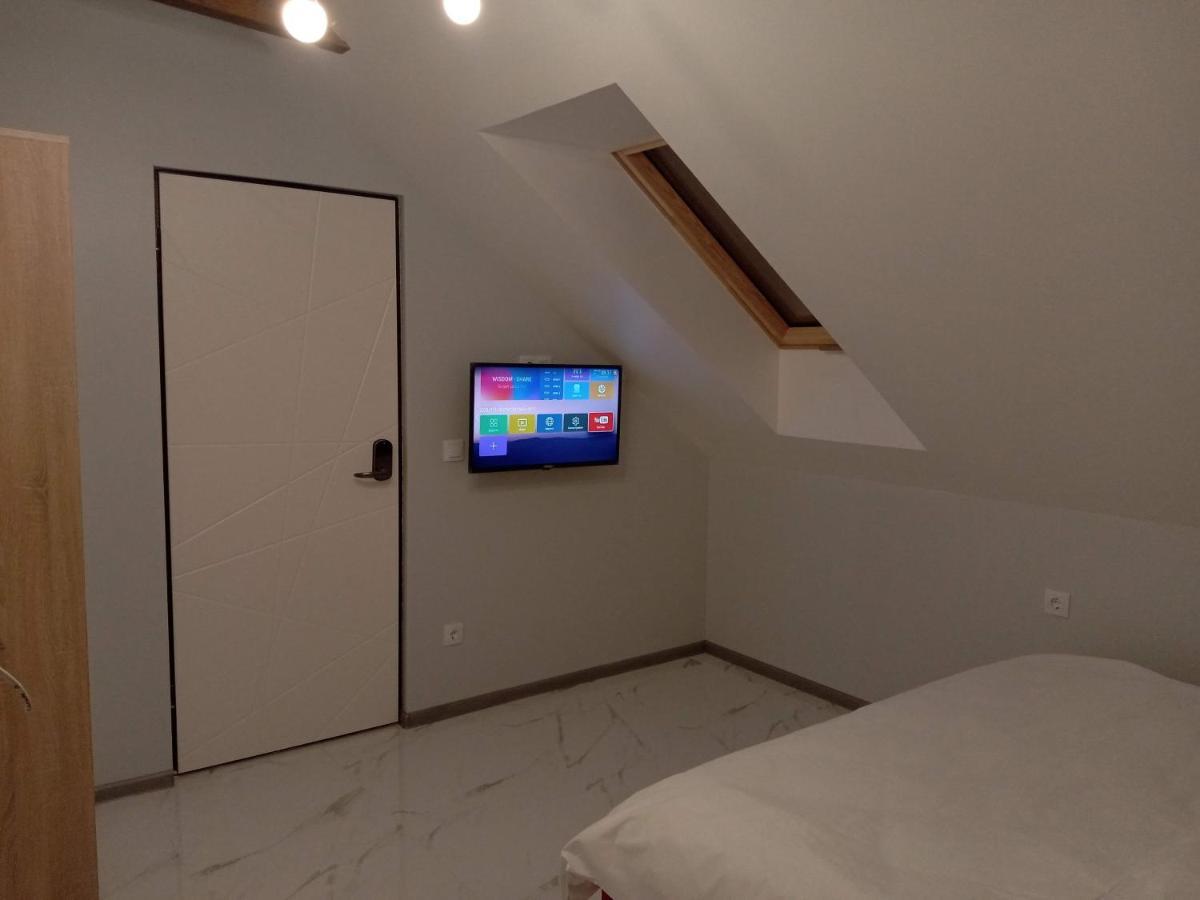 Pure Apartments Vip 5 Lviv Ngoại thất bức ảnh