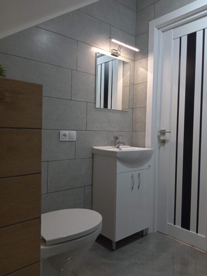 Pure Apartments Vip 5 Lviv Ngoại thất bức ảnh